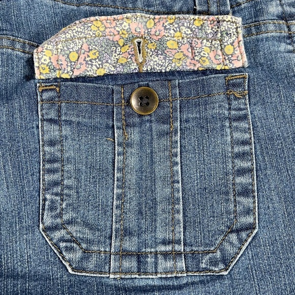 Lee size 12 just below the waist, petite bermuda shorts, button flap pockets EUC - Picture 5 of 9